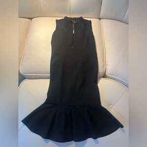 Akris Punto Elegant Sleeveless Black Dress